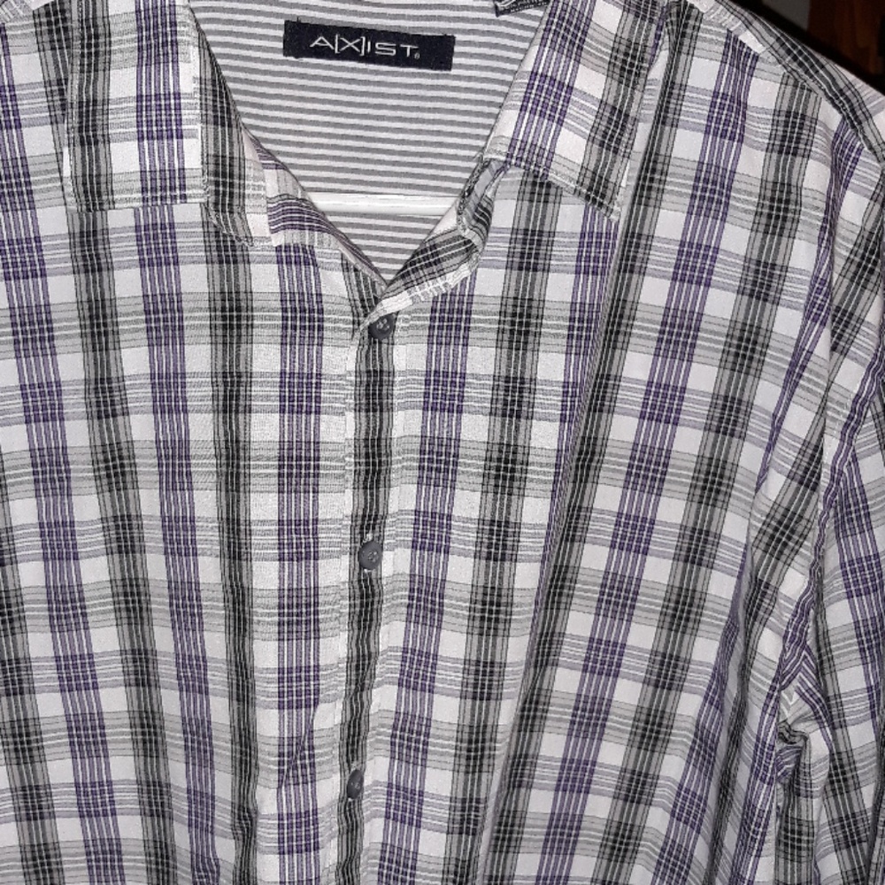 A(X)list shirt